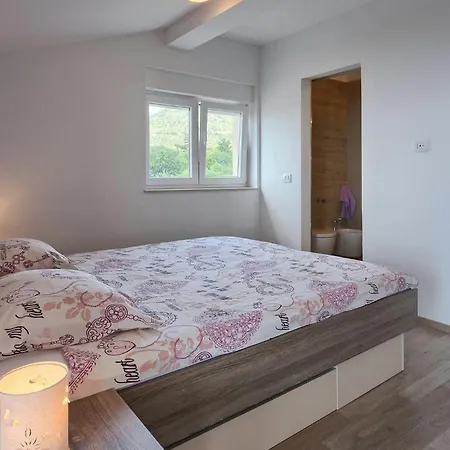 Adriana Kvarner * Hreljin