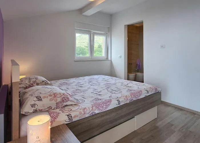 Adriana Kvarner * Hreljin