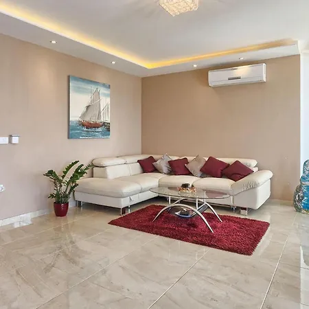 Holiday home Adriana Kvarner Hreljin